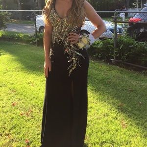 Black prom dress